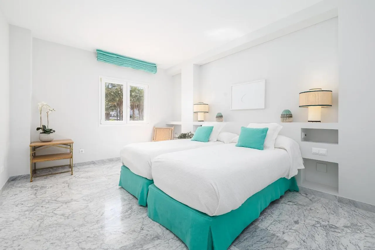 דירות מארבלה Beautiful 2 Bed Playas Del Duque + Parking Rdr294
