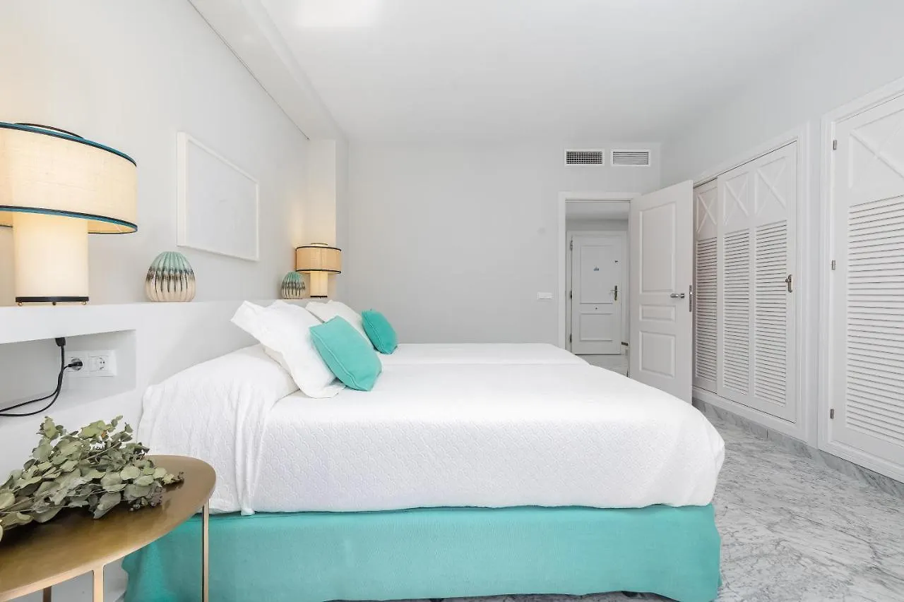 דירות מארבלה Beautiful 2 Bed Playas Del Duque + Parking Rdr294